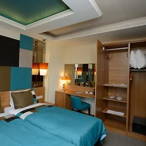 2* Apart Otel Collage Cihangir 33
